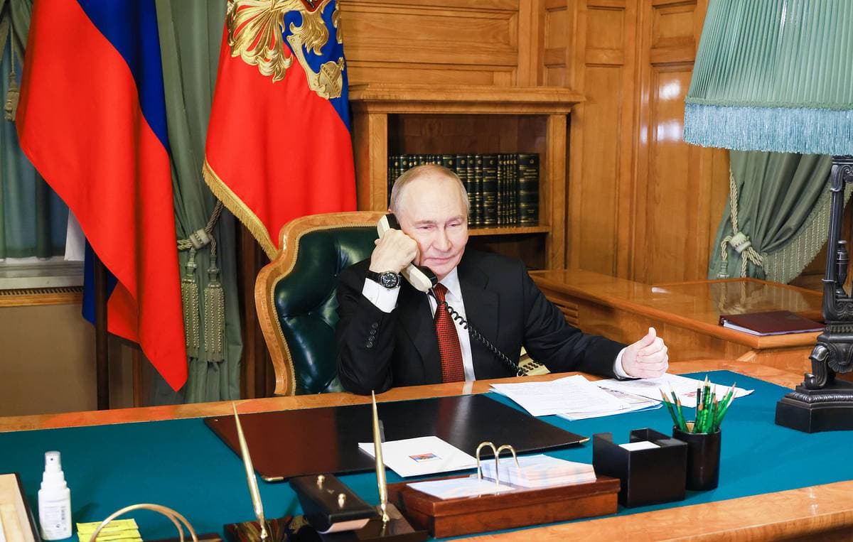 Путин и Трамп обсудили перемирие 9 мая и ситуацию вокруг Ирана