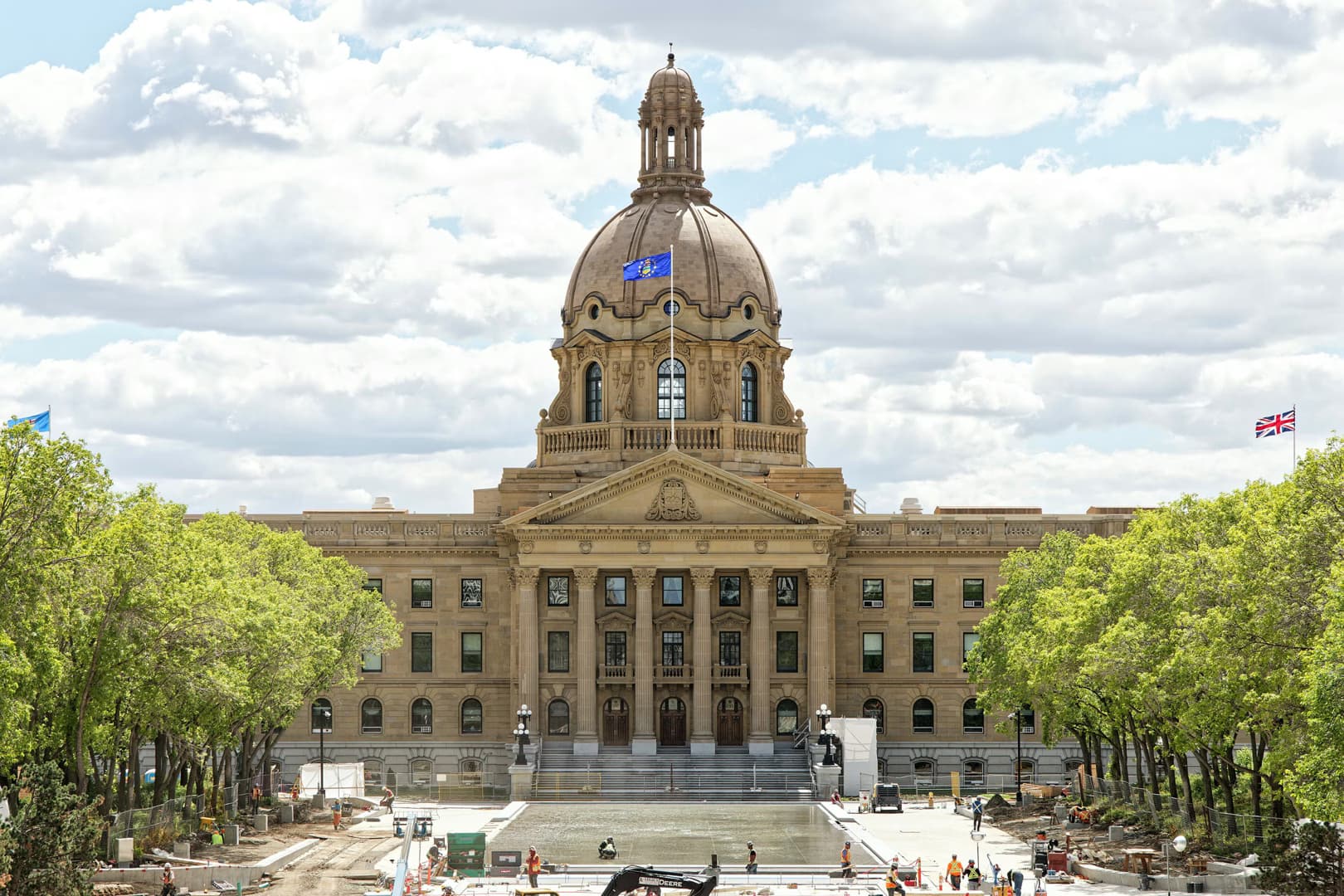 Albertans vote to remain in Canada