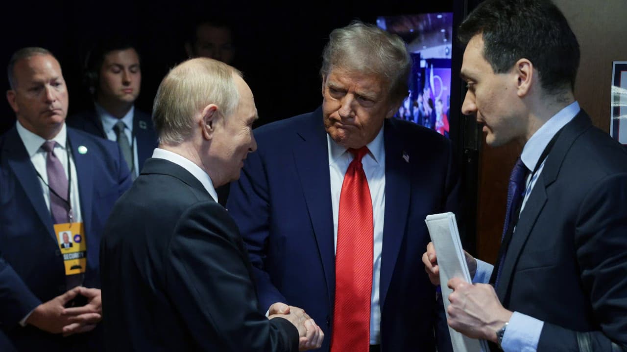 Трамп анонсировал разговор с Путиным из-за смерти сотрудницы иркутского противочумного института