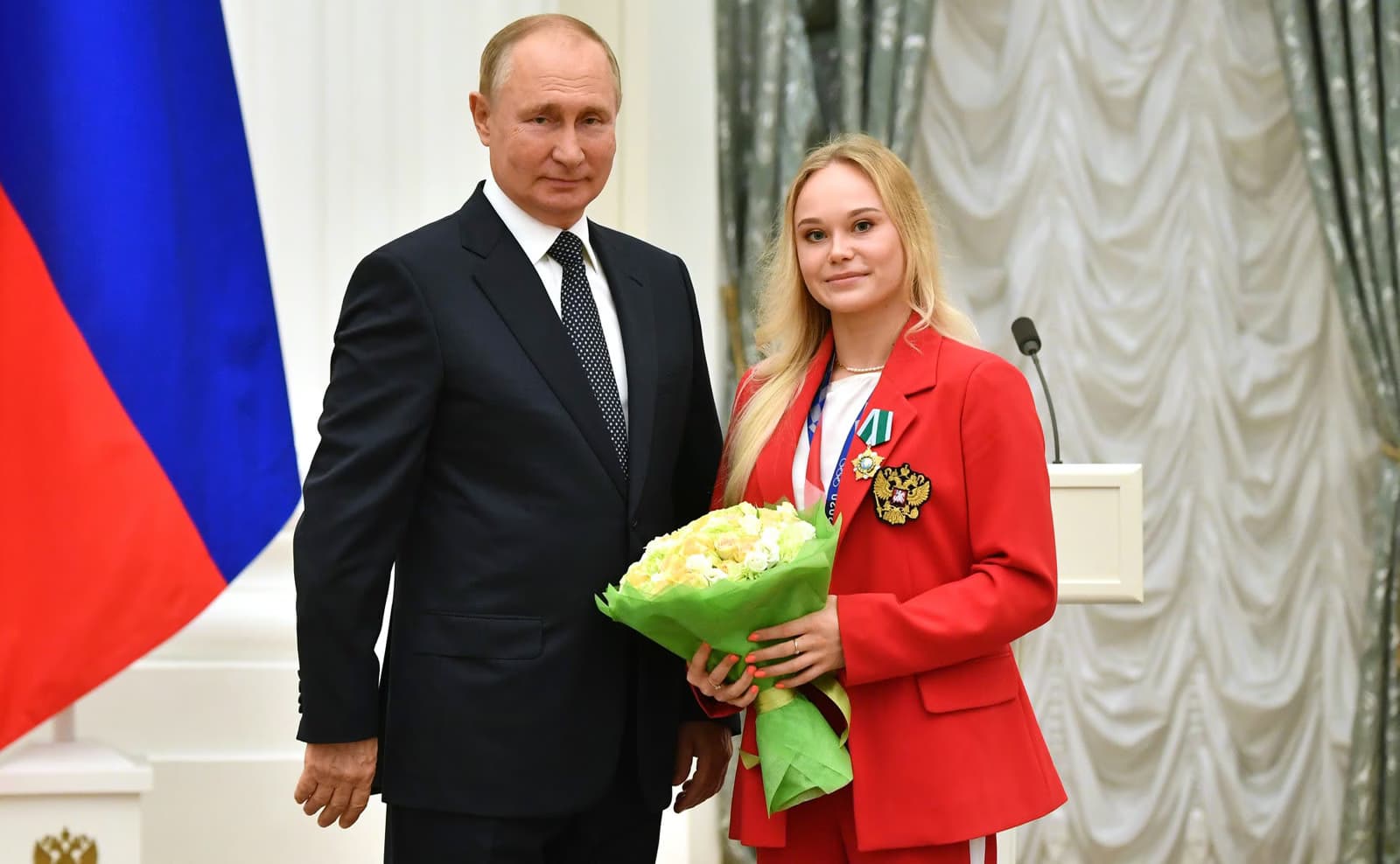 Нидерланды не дали визы Мельниковой и Листуновой на чемпионат мира по гимнастике