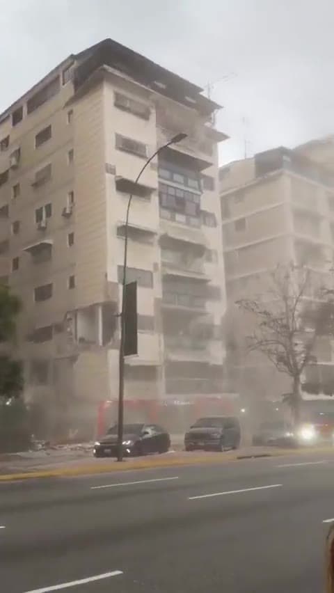 Землетрясение магнитудой 7,1 в Каракасе: повреждено множество зданий